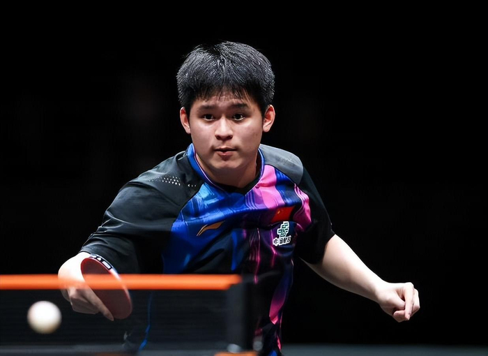 亿万28官网-3-1！林诗栋顶住压力：恶战4局胜印度选手，国乒单打16强首人诞生|塔卡|男单|张禹珍|卡尔伯格|梁靖崑_新浪体育_新浪新闻