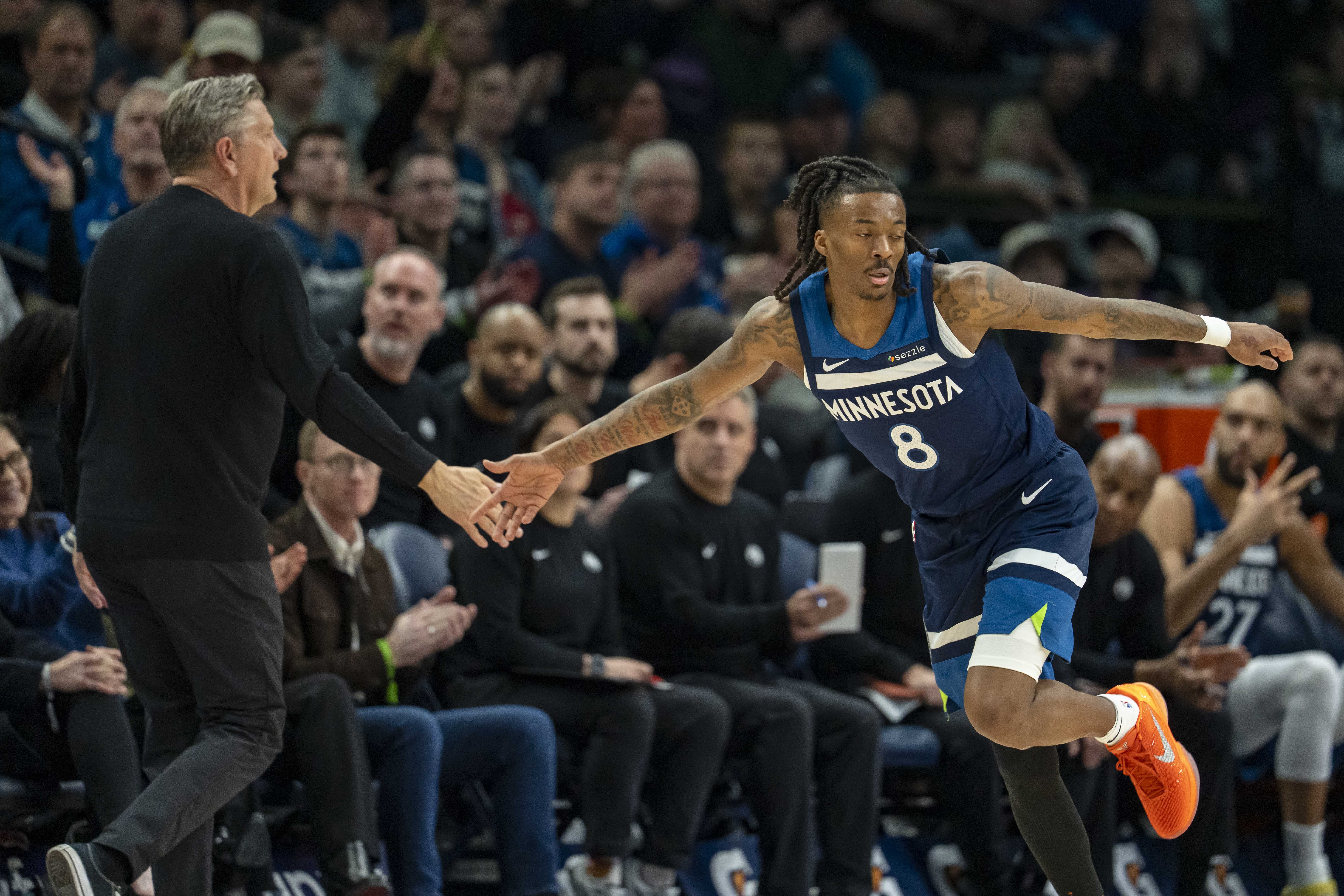 亿万28官网-爱德华兹：海兰德一旦进一个球就可能爆发 这可能在季后赛发生