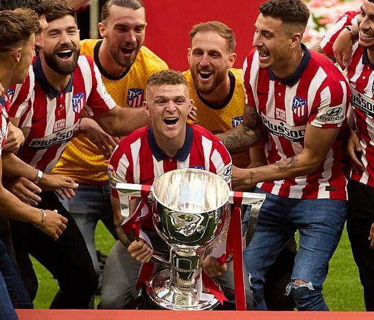 英超新土豪首签官宣：英国脚右后卫驰援纽卡斯尔